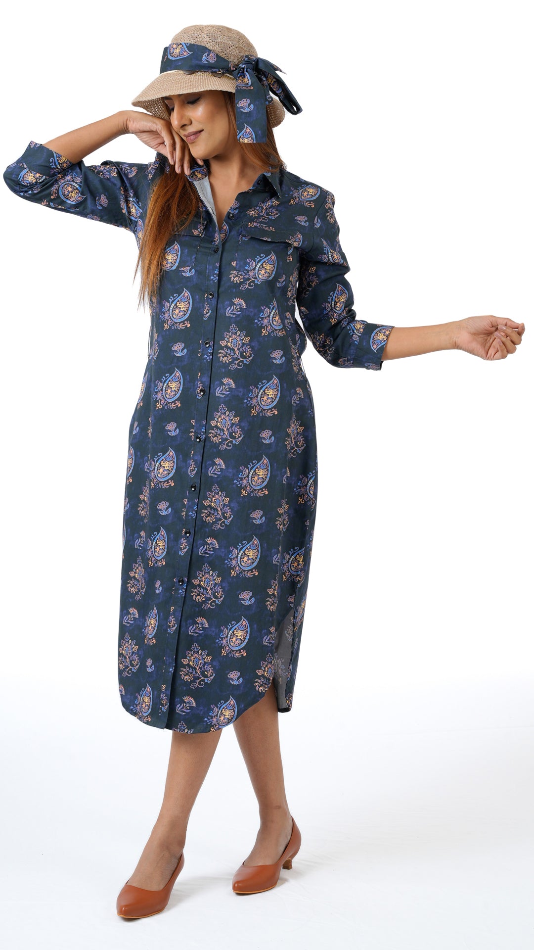 Dark Block Paisley A Chhori Below Knee tunic