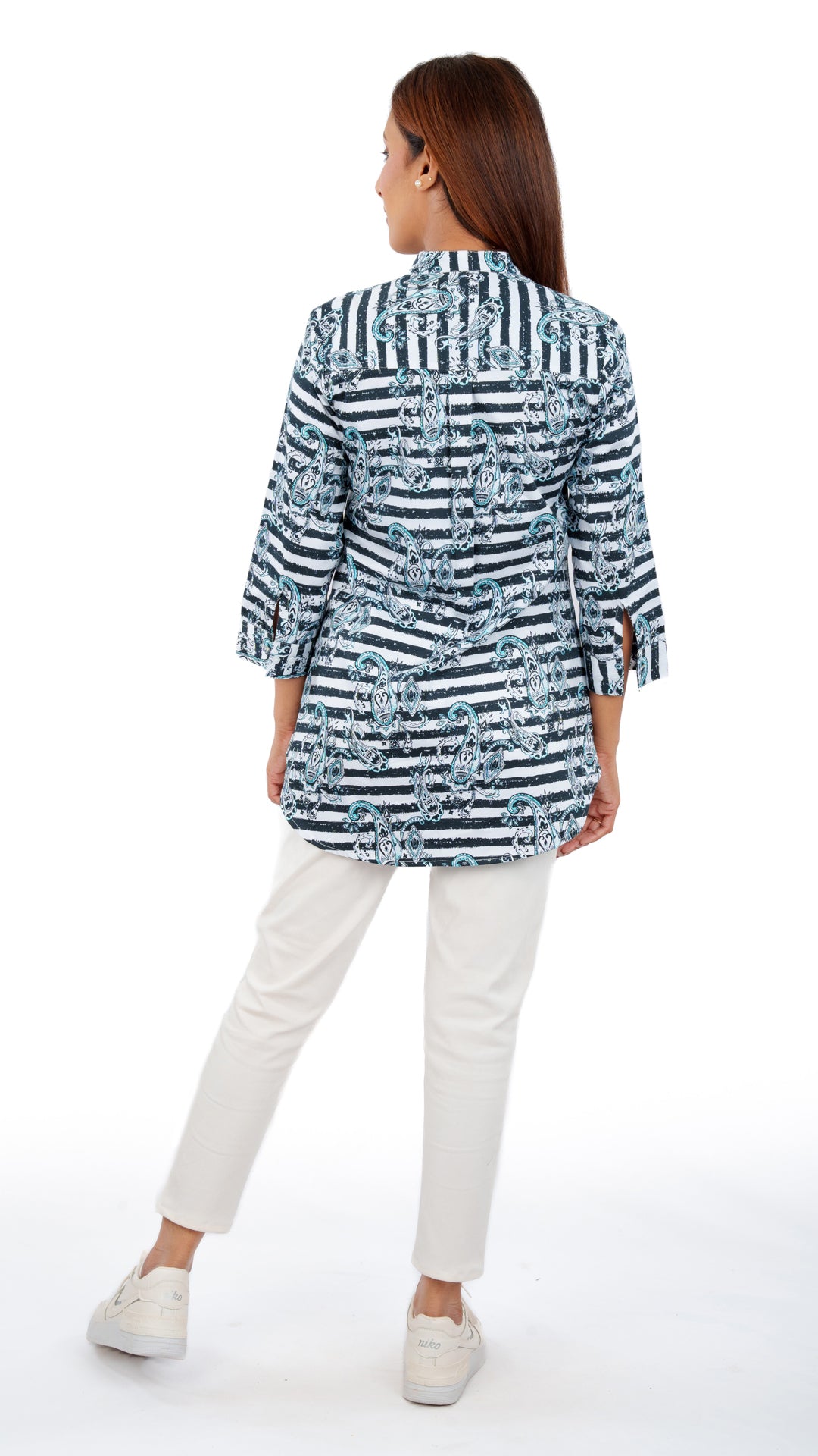 Horizontal Paisley A Chhori Hip Covered Shirt