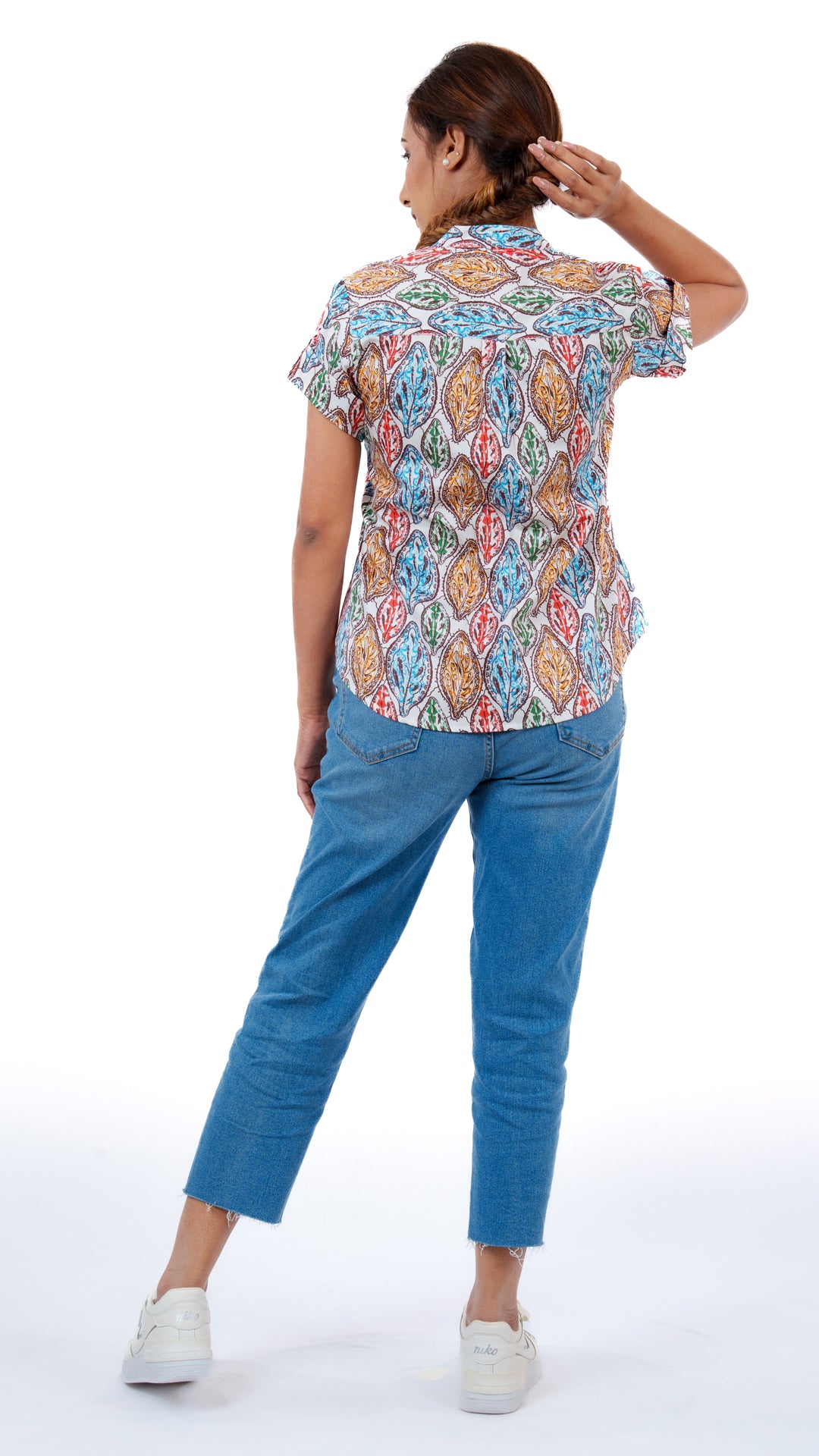 Leaf Leaf A Chhori Hip Length Shirt