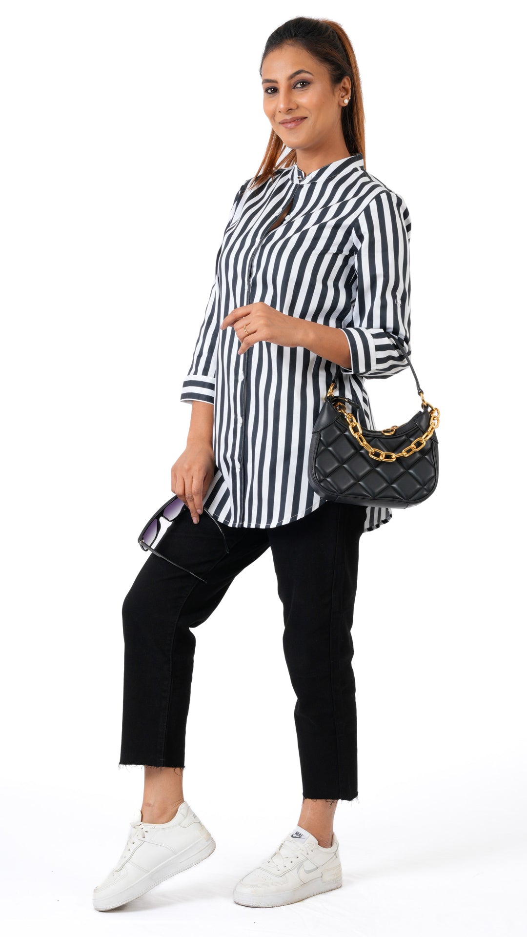 Under Section Black A Chhori Hip Covered Shirt