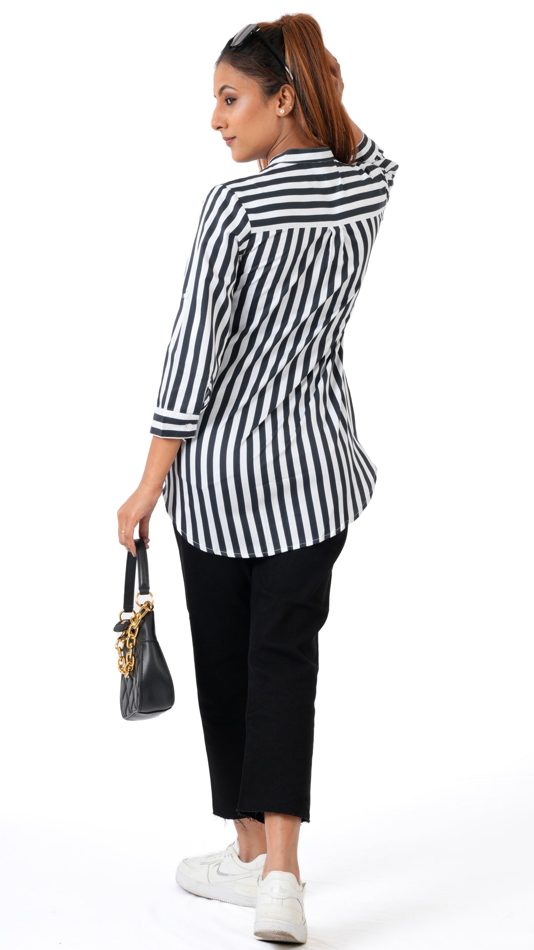 Under Section Black A Chhori Hip Covered Shirt