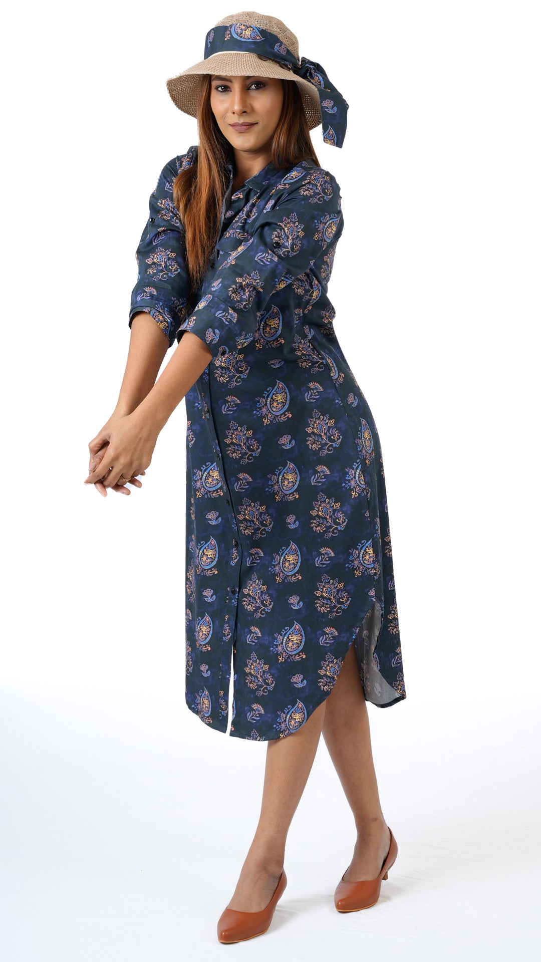 Dark Block Paisley A Chhori Below Knee tunic